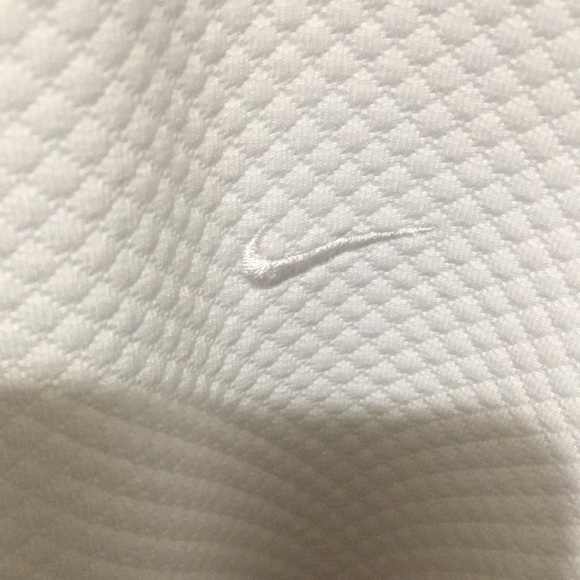 White and black long sleeve Jacket - Picture 10 of 11